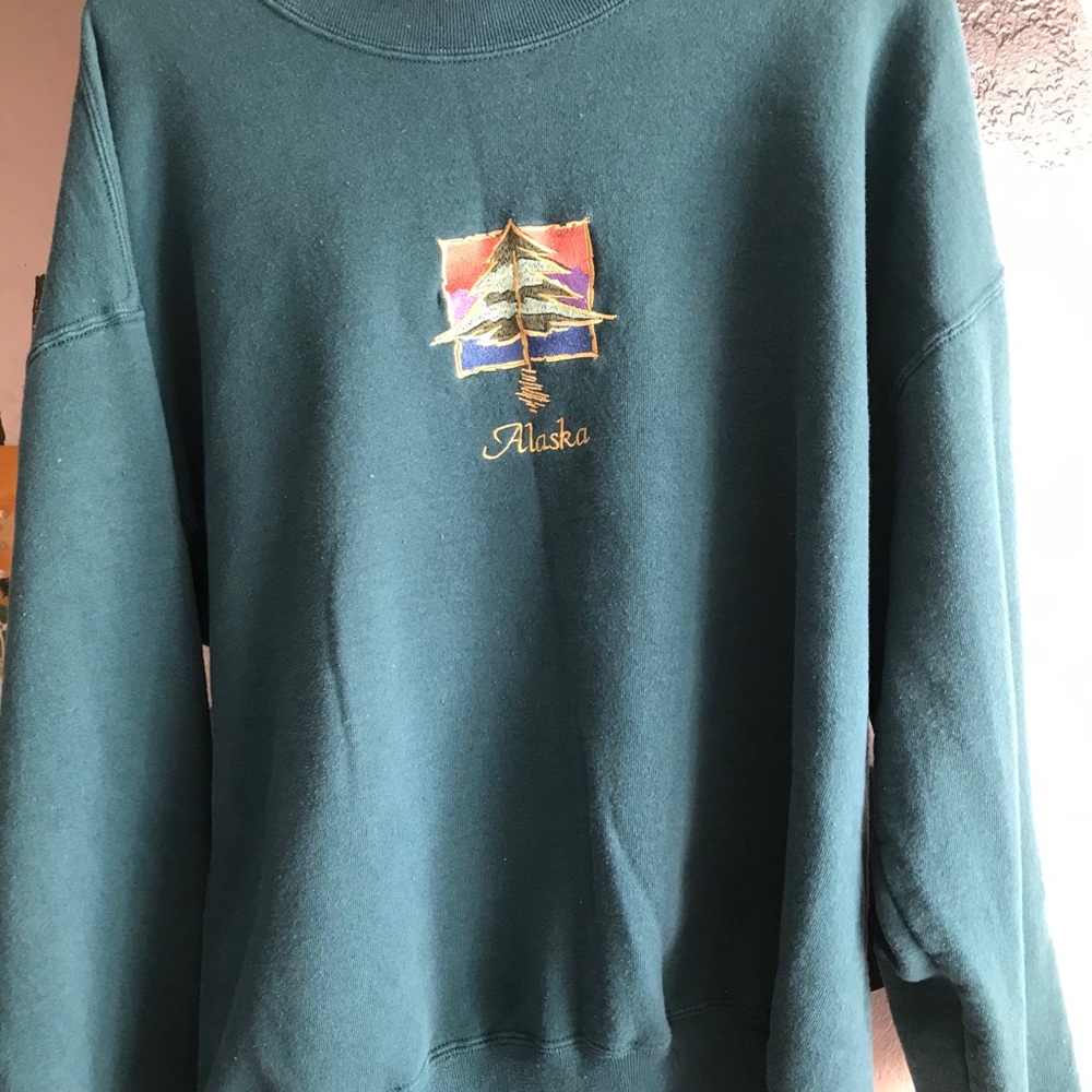 “Alaska” sweatshirt